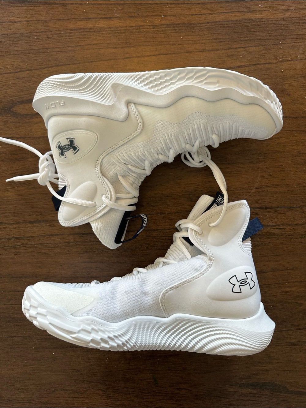 Under Armour Flow Highlight Ace Volleyball Shoes Women’s 8.5 NWOB White